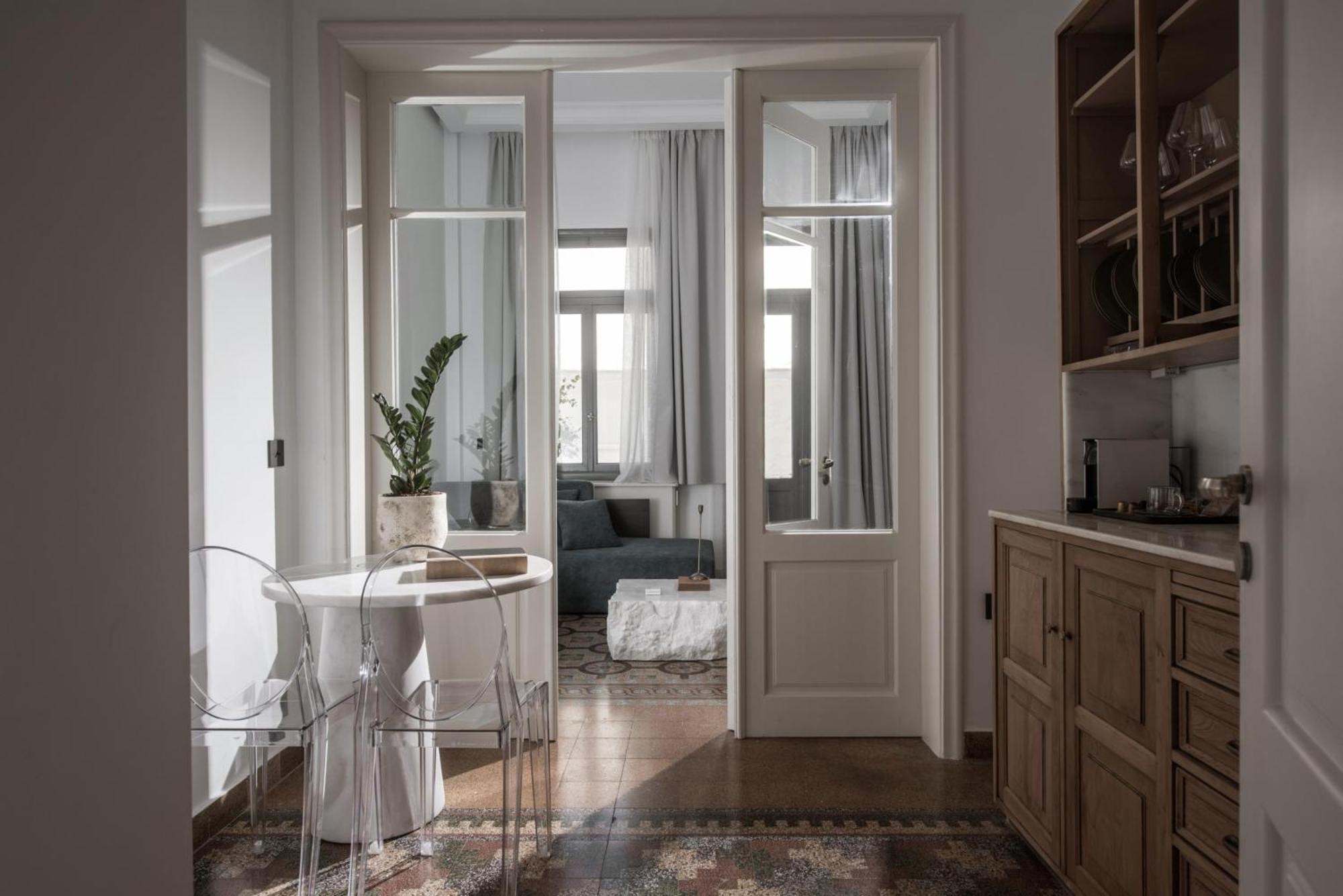 Vegga Suites Ираклио Екстериор снимка