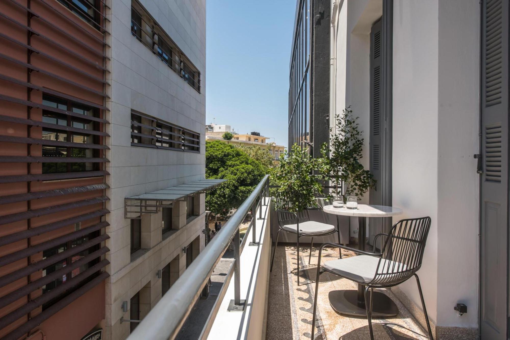 Vegga Suites Ираклио Екстериор снимка
